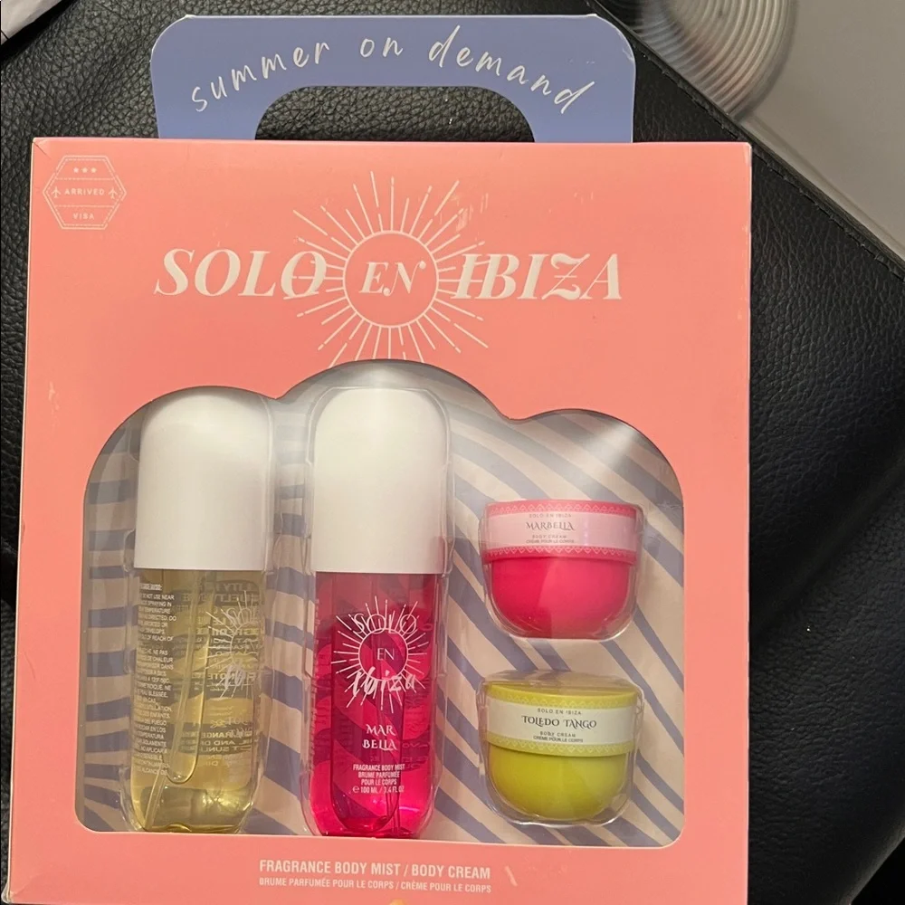 SOLO EN IBIZA 4 piece FRAGRANCE BODY MIST and BODY CREAM SET-NIB